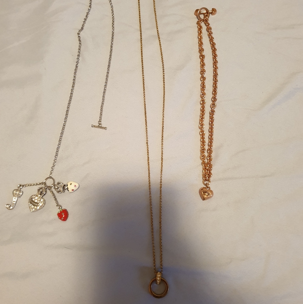 3 JUICY COUTURE Necklace